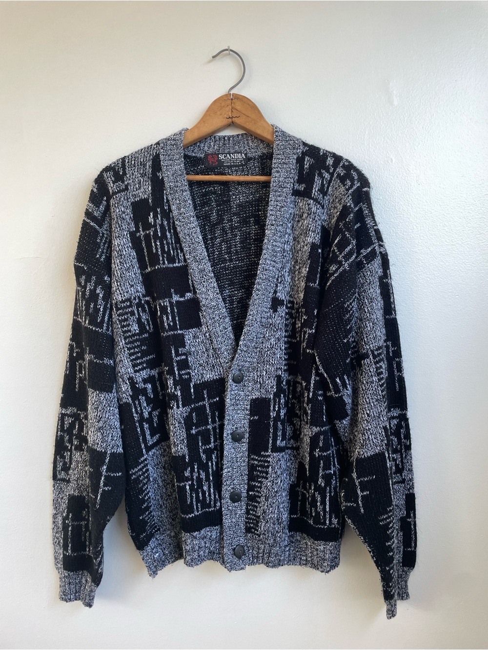 Scandia Men's Black & Gray Patterned Button Vintage Cardigan